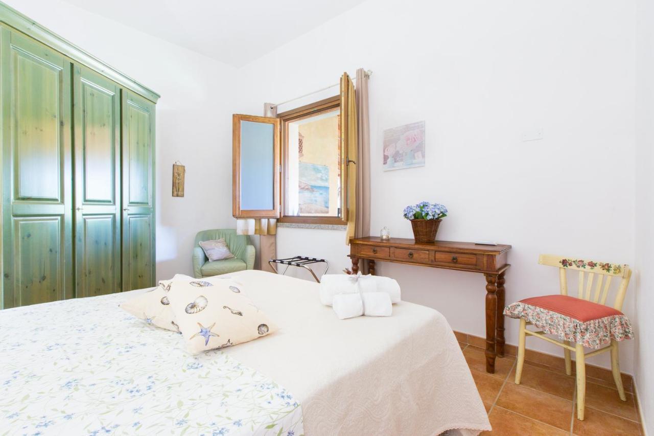 B&B La Vela Chia Dış mekan fotoğraf