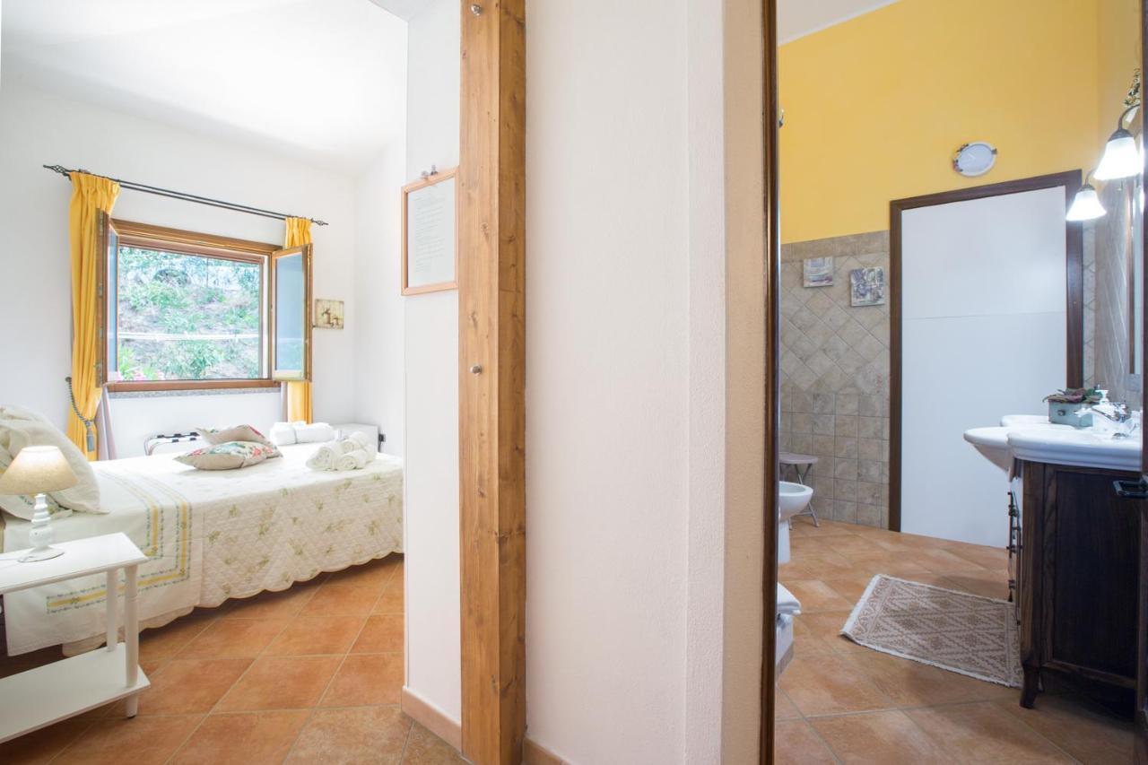 B&B La Vela Chia Dış mekan fotoğraf